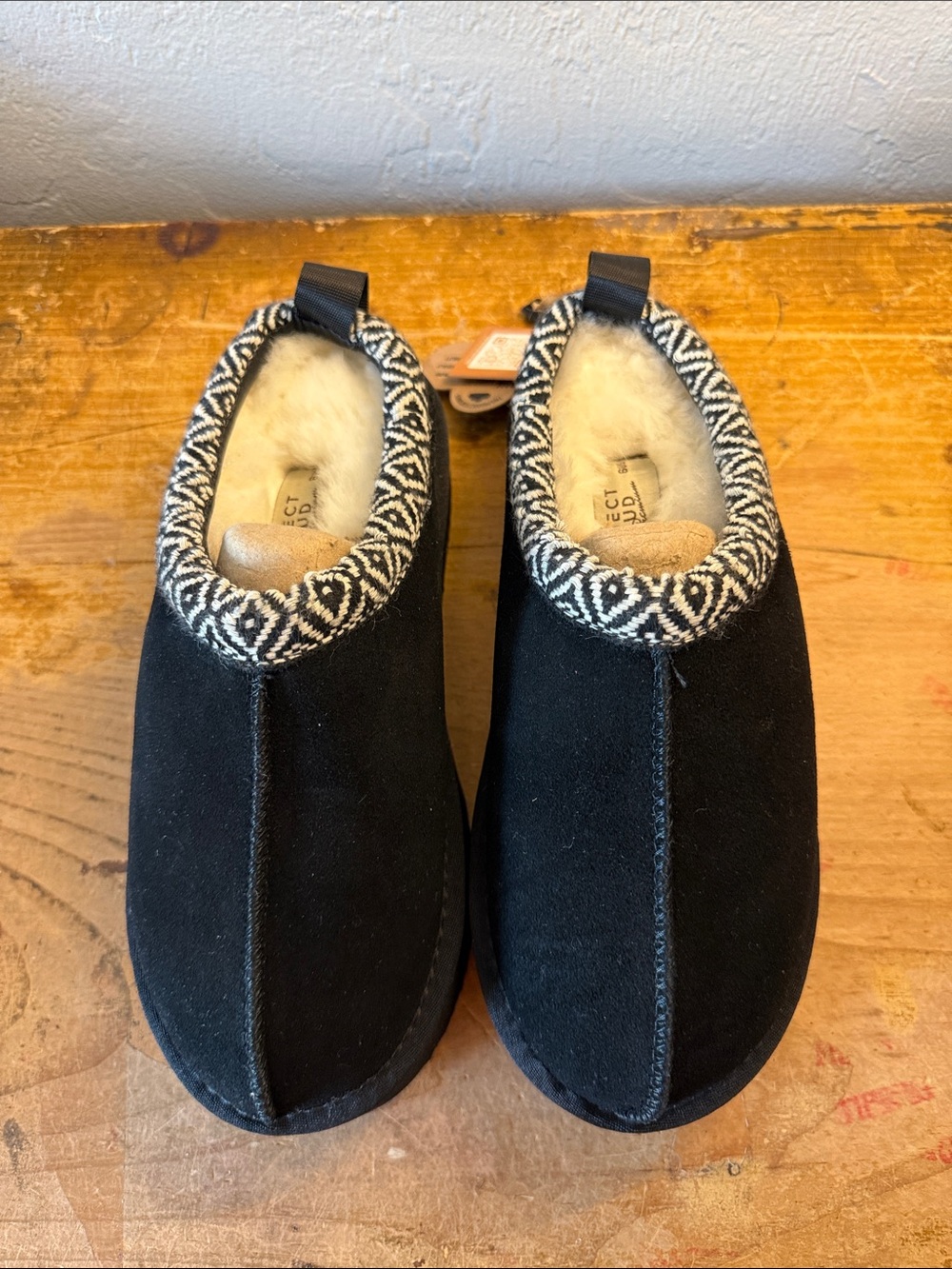 Project cloud, black platform, shoes, fur line size 6 NET